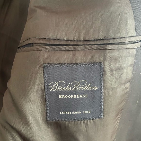 Brooks Brothers Brookease 46 R navy sport coat - Picture 4 of 5